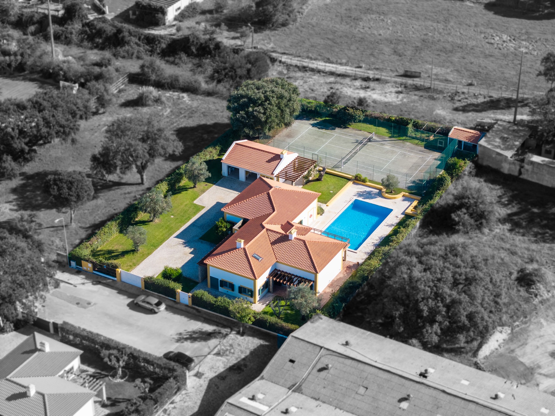 Vista aérea editorial — Santo Estevão