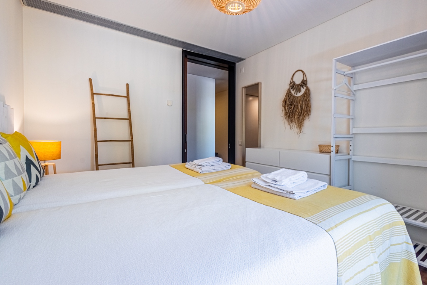 Quarto editorial — Tróia